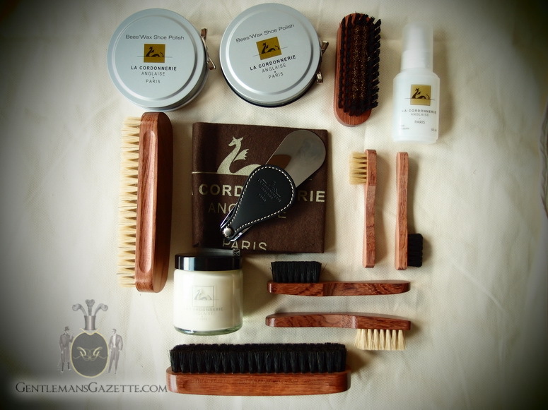 contents-of-the-la-cordonnerie-anglaise-groom-shine-kit.jpg